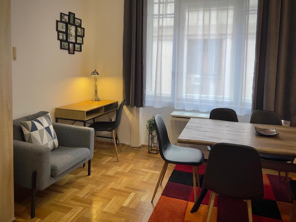 Residence In The Pedestrial Area 부다페스트 외부 사진